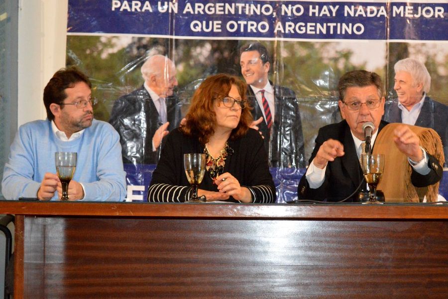 Lavagna y Snopek disertaron sobre las políticas económicas del Frente Renovador - 1 País